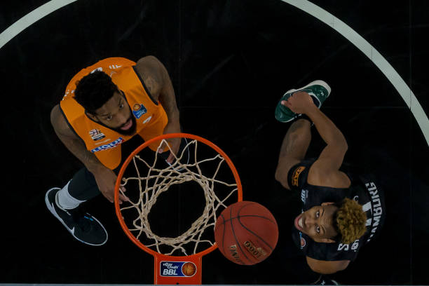 冠赛场稳定 冠赛场稳定